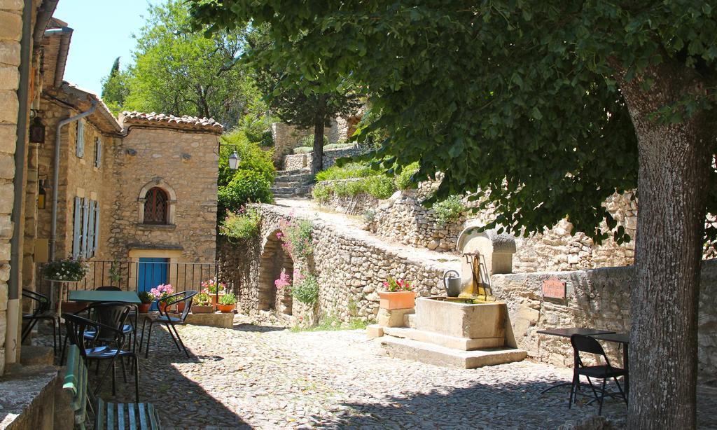 Chambres D'Hotes De L'Abbaye Montbrun-les-Bains Εξωτερικό φωτογραφία