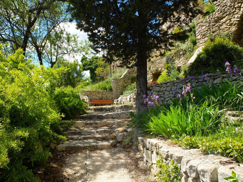 Chambres D'Hotes De L'Abbaye Montbrun-les-Bains Εξωτερικό φωτογραφία