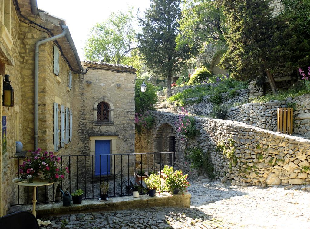 Chambres D'Hotes De L'Abbaye Montbrun-les-Bains Εξωτερικό φωτογραφία